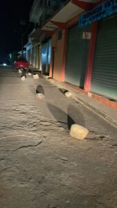SAN LUIS CALLE BLOQUEADA