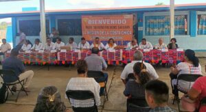 Marquelia Durante la reunión (2)