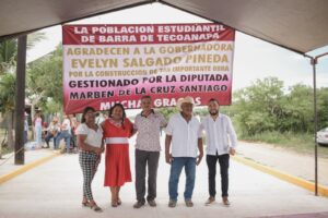 Marquelia Recibimiento a Marbén de la Cruz Santiago (2)