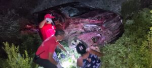 ROJA LOS HERIDOS SIENDO ATENDIDOS (1)