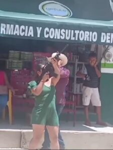 ROJA VIDEOS DIFUNDIDOS EN REDES SOCIALES (1)