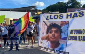roja Bryan Josué Vargas Hernández