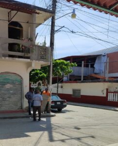 Marquelia Impiden reparación del poste