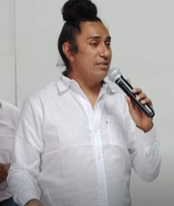 roja Daniel Moy Abarca García.
