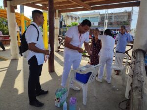 Marquelia.- CESSA aplica vacuna contra la influenza