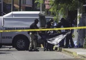 ROJA MATO A SU ESPOSA Y SE SUICIDO