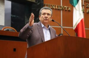 congreso Héctor Apreza Patrón