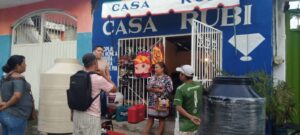 MARQUELIA La entrega de insumos (1)