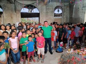 OME Rigo Chacón en la posada (1)
