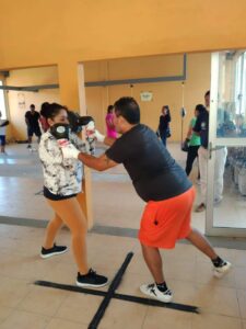 OME Taller de autodefensa femenina (1)