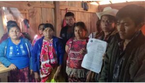 ROJA Sus familiares (1)