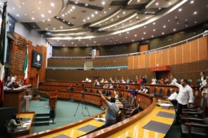 CONGRESO PROTECCIÓN MUJERES