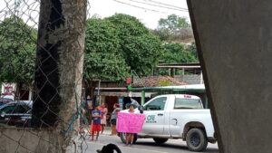 LAS VIGAS Llevan varios días sin luz (1)