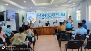 MARQUELIA DURANTE LA REUNIÓN (1)