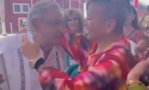 NACIONAL AMLO CHICA TRANS