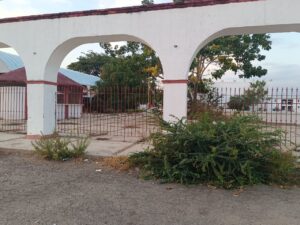 OME Las instalaciones del campo aéreo (2)