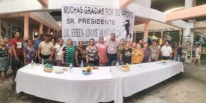 OME Locatarias con el alcalde (1)