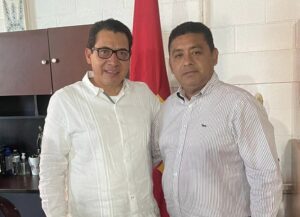 PRINCIPAL JAVIER TACUBA CON VICTORIANO