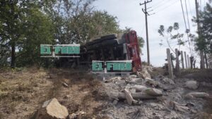 ROJA ASÍ QUEDÓ EL TRÁILER