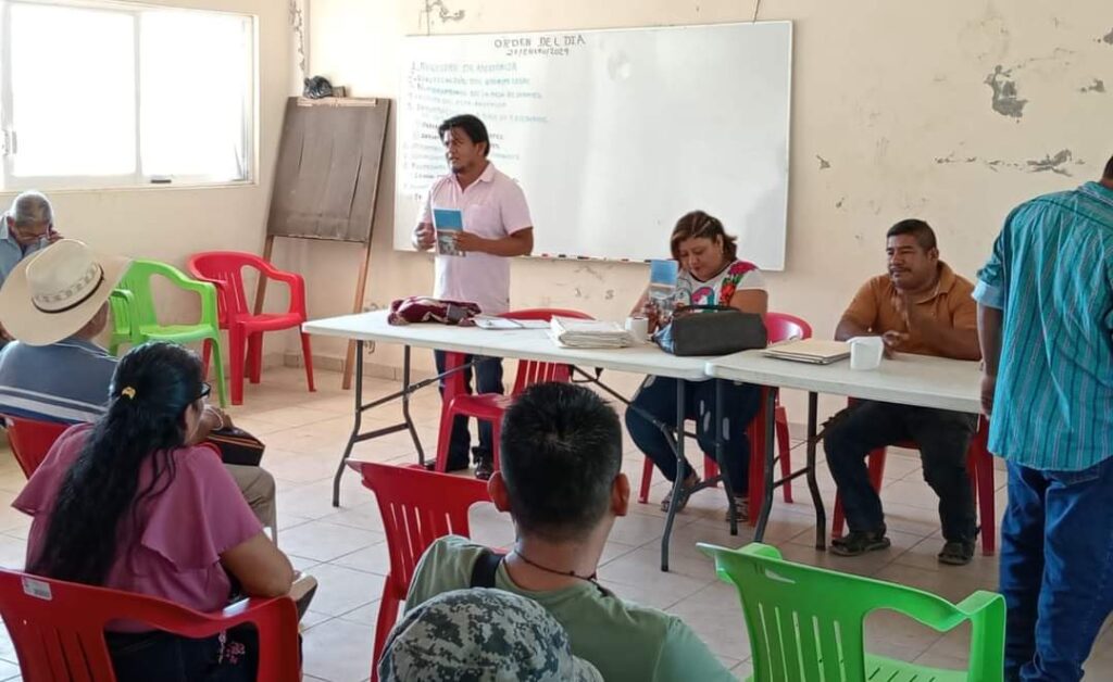 SAN LUIS Reunión con Manuel Vázquez Quintero (1)
