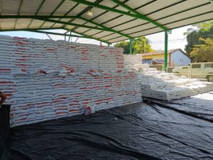OME La entrega del fertilizante (2)
