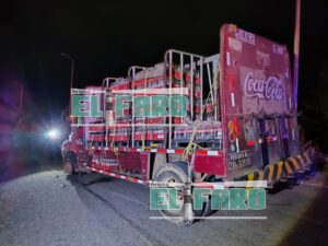 ROJA CAMIÓN DE LA COCA