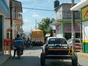 SAN-LUIS-EL-TRAILER-EN-LAS-CALLES-2