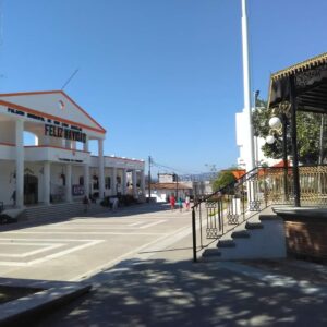 SAN LUIS ENCUESTA MORENA