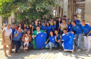 marquelia padre jesus nava con la pastoral juvenil