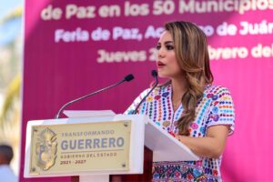 PRINCIPAL Evelyn Salgado Pineda