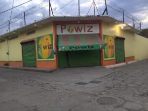 ROJA TIENDA POWIZ
