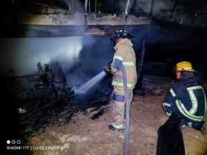 roja bomberos
