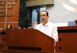 CONGRESO CARLOS CRUZ BOL 586