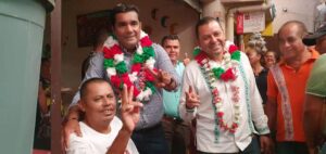 OME El recorrido en el mercado municipal (3)