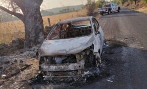 ROJA EL AUTO CALCINADO