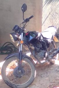 ROJA LA MOTOCICLETA