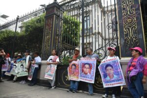 nacional ayotzinapa (1)