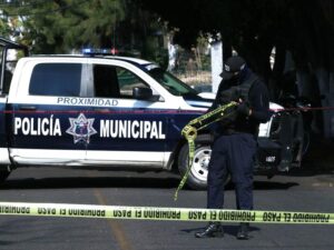 ROJA Apuñalan a militar