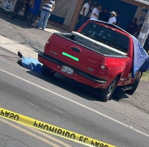ROJA BALACERA EN AUTOPISTA (1)
