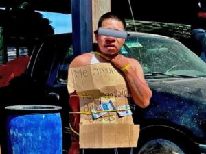 ROJA EL HOMBRE GOLPEADO