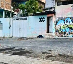 roja-Colonia-Vista-Hermosa