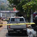Dejan restos de 2 hombres en la batea de una camioneta en Acapulco