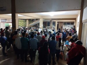ILIATENCO CIUDADANOS EN EL INTERIOR DEL AYUNTAMIENTO