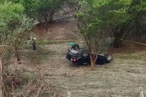 ROJA La unidad desbarrancada
