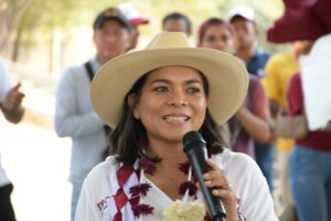 SAN LUIS BETY MOJICA