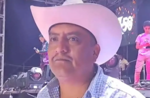 roja Hazael Aburto Ortega