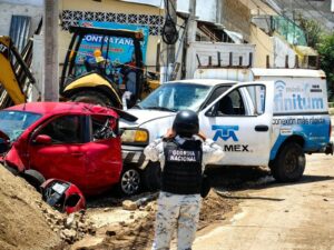 roja la camioneta de telmex