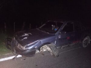 ROJA-EL-AUTO-ACCIDENTADO-1