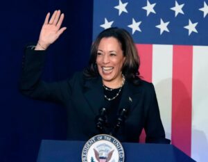 nacional kamala harris