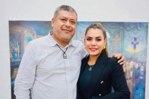 PRINCIPAL OMAR GONZÁLEZ CON LA GOBERNADORA